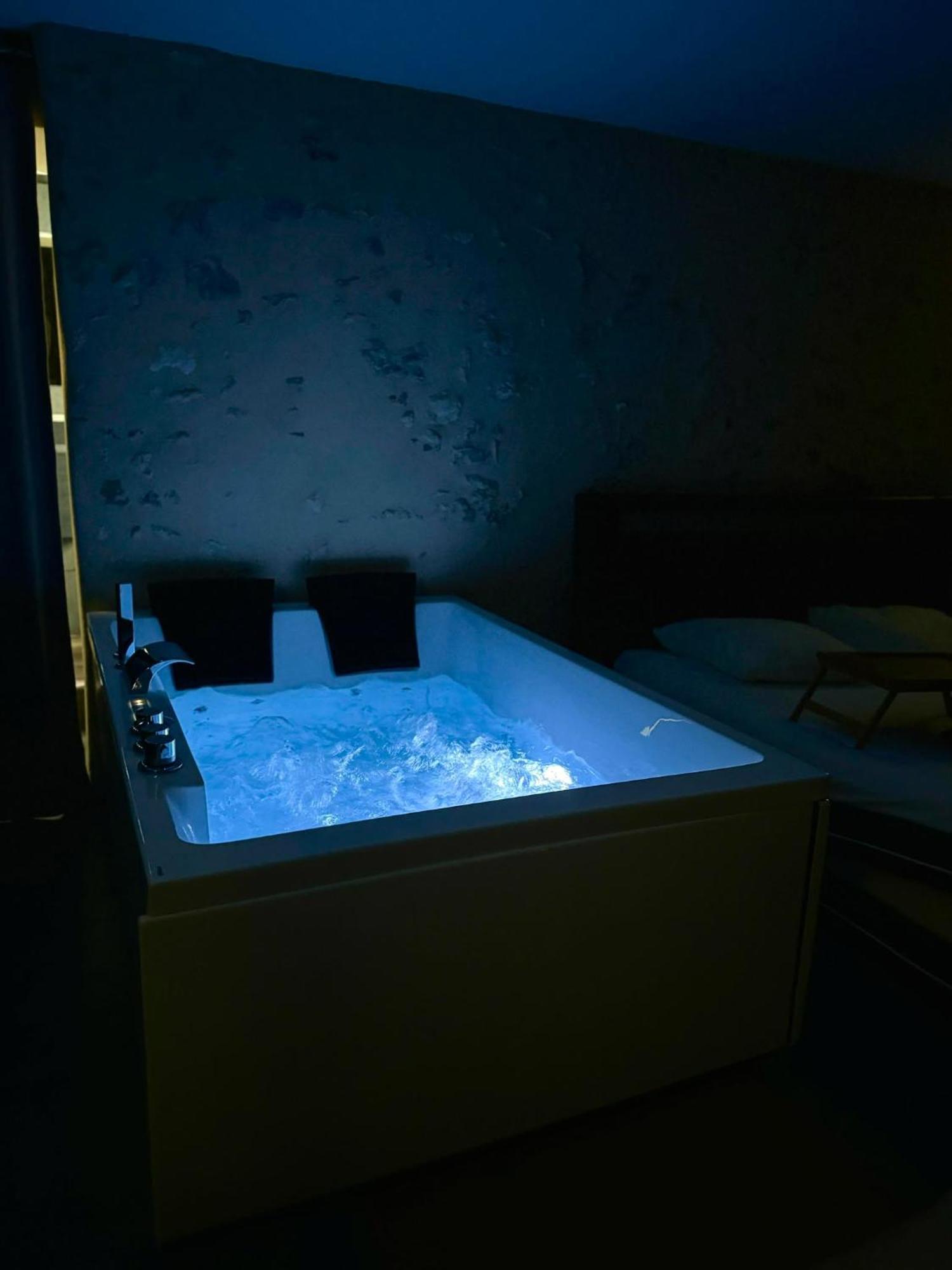 Love Queen Spa Detente Blois Exterior foto